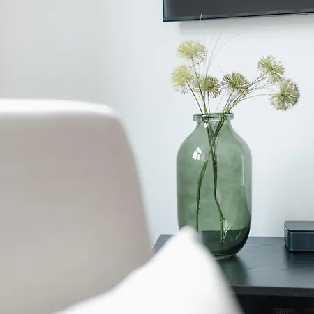 Kuesten West Seitliche Wasserlage, 1 Balkon, 90qm Гретзиль