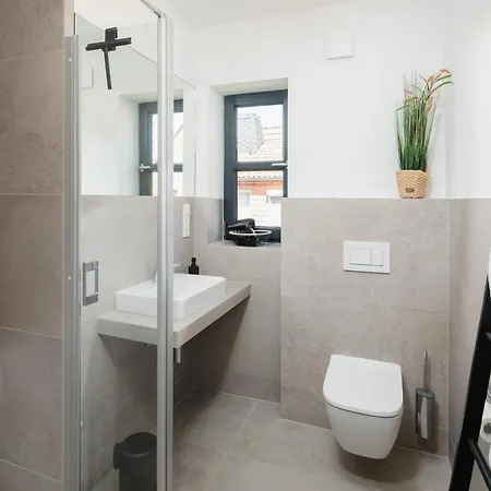 Апартаменты Kuesten West Seitliche Wasserlage, 1 Balkon, 90qm