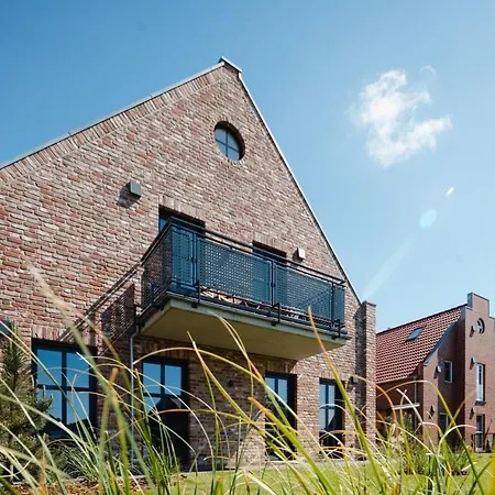 Kuesten West Seitliche Wasserlage, 1 Balkon, 90qm *