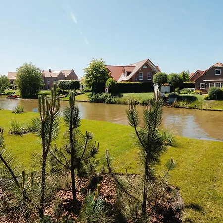 Kuesten West Seitliche Wasserlage, 1 Balkon, 90qm *