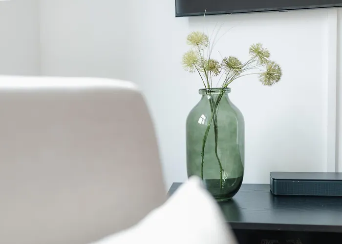 Kuesten West Seitliche Wasserlage, 1 Balkon, 90qm Greetsiel