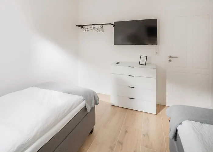 Küsten West Seitliche Wasserlage, 1 Balkon, 90qm Apartment Greetsiel