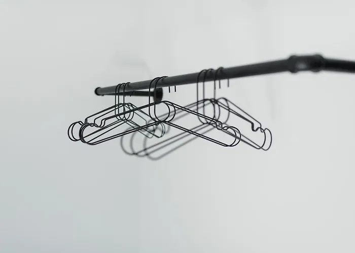 Küsten West Seitliche Wasserlage, 1 Balkon, 90qm *